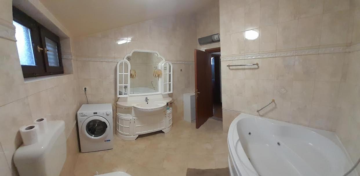 Apartmani Delas 2 Pjescana Uvala Exteriér fotografie