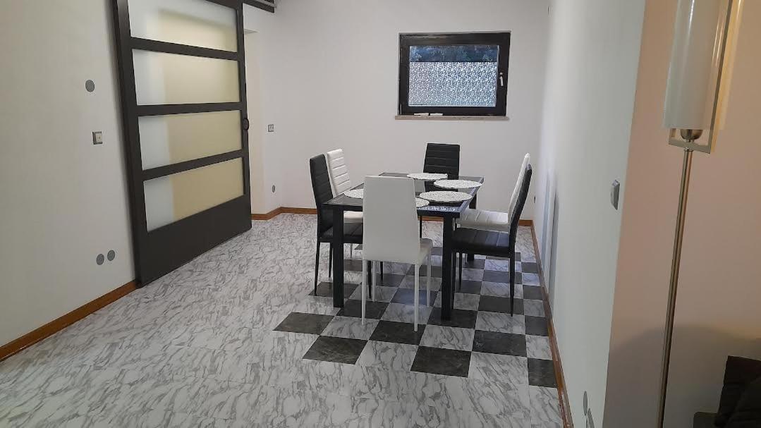 Apartmani Delas 2 Pjescana Uvala Exteriér fotografie