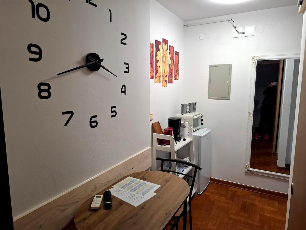 Apartmani Delas 2 Pjescana Uvala Exteriér fotografie