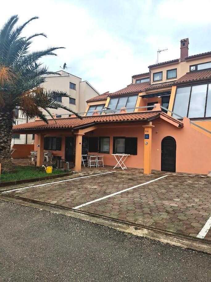 Apartmani Delas 2 Pjescana Uvala Exteriér fotografie